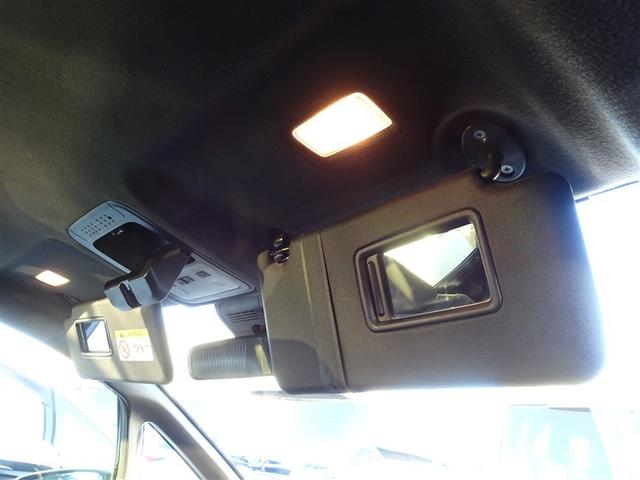 ヴォクシー ＺＳ　煌　地上デジタル　ＴＳＳ　両側パワードア　アイドリングストップ車　パワーウィンド　横滑防止　１オーナ　整備記録簿　ＤＶＤ可　盗難防止装置　スマートエントリー　Ｂカメラ　ＬＥＤヘッドライト　メモリーナビ（30枚目）