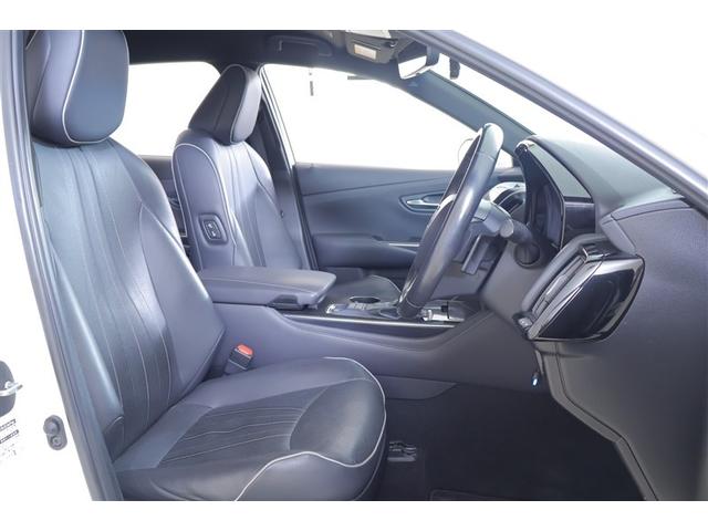 クラウンハイブリッド ＲＳアドバンス　地デジ　衝突被害軽減装置　ドライブレコーダ　黒革シート　ＬＥＤヘットライト　後カメラ　クルコン　ＡＣ　Ｐシート　エアバッグ　ナビＴＶ　セキュリティーアラーム　１００Ｖ充電　キーフリー　スマートキ（16枚目）