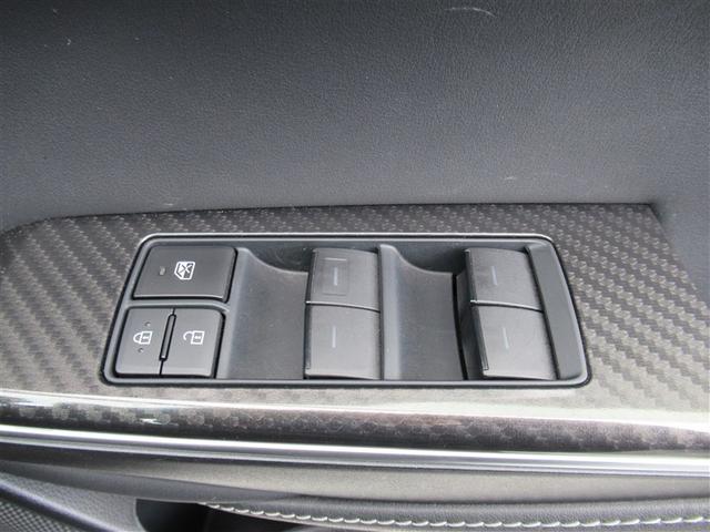 クラウンハイブリッド ＲＳアドバンス　地デジ　衝突被害軽減装置　ドライブレコーダ　黒革シート　ＬＥＤヘットライト　後カメラ　クルコン　ＡＣ　Ｐシート　エアバッグ　ナビＴＶ　セキュリティーアラーム　１００Ｖ充電　キーフリー　スマートキ（32枚目）