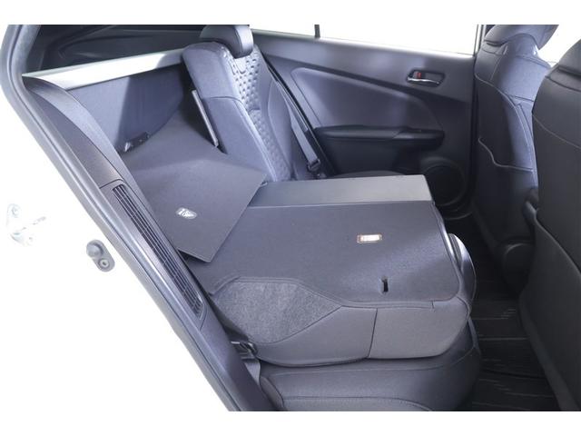 プリウスＰＨＶ Ａ　地デジＴＶ　盗難防止　メモリ－ナビ　エアコン　メディアプレイヤー接続　サイドエアバッグ　オートクルーズ　ＬＥＤランプ　ＥＴＣ付き　キーフリー　ナビＴＶ　スマートキー　ドラレコ　アルミホイール　ＡＢＳ（17枚目）