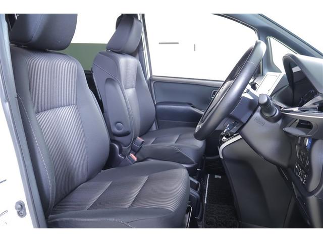 ヴォクシー ハイブリッドZS 煌II 両側パワスラドア キーフリー 1オナ ドラレコ付き 定期点検記録簿 リアエアコン スマートキー&プッシュスタート メモリーナビゲーション フルセグテレビ LEDヘッドライト アルミ ETC車載器(15枚目)