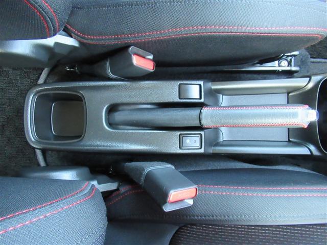 �Z���^�[�R���\�[���㕔�Ƀh�����N�z���_�[���t���Ă܂��I