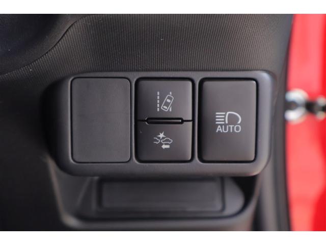 アクア S 衝突軽減B セキュリティー キーレススタート 両席エアバッグ スマートキーシステム バックモニタ ATエアコン VSC 地デジテレビ 運転席エアバッグ パワーウインドー ETC付 パワステ ABS(12枚目)