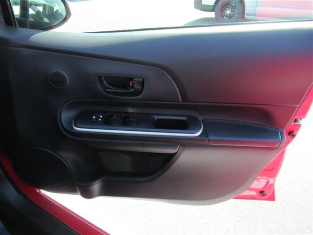 アクア S 衝突軽減B セキュリティー キーレススタート 両席エアバッグ スマートキーシステム バックモニタ ATエアコン VSC 地デジテレビ 運転席エアバッグ パワーウインドー ETC付 パワステ ABS(28枚目)