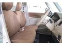 Ｘアイドリングストップ　スマートキープッシュスタート　イモビライザー　ＥＴＣ付き　ＤＶＤ　ナビＴＶ　助手席エアバッグ　地デジ　運転席エアバッグ　パワーウィンドウ　アイドリングストップ車　フルオートエアコン　ベンチシート（14枚目）