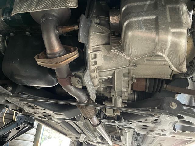 プント 2万キロ代・車検9年11月まで・サンルーフ・修復歴無し・禁煙車・グー鑑定車・ジウジアーロ・デュアロジック・セレスピード・FCAイタリー・(12枚目)