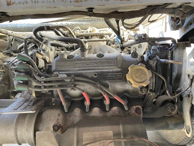 サンバートラック 　オートマ・６万キロ代・車検９年１１月まで・修復歴無し・エアコン無し・パワステ無し・３方開・農繁・２ＷＤ・軽トラ・ノークラ・３ＡＴ・スバル製４気筒・農道のポルシェ（18枚目）