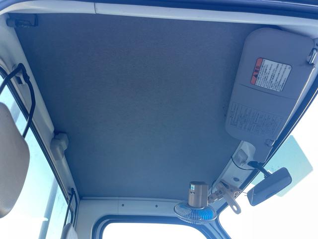 サンバートラック 　オートマ・６万キロ代・車検９年１１月まで・修復歴無し・エアコン無し・パワステ無し・３方開・農繁・２ＷＤ・軽トラ・ノークラ・３ＡＴ・スバル製４気筒・農道のポルシェ（33枚目）