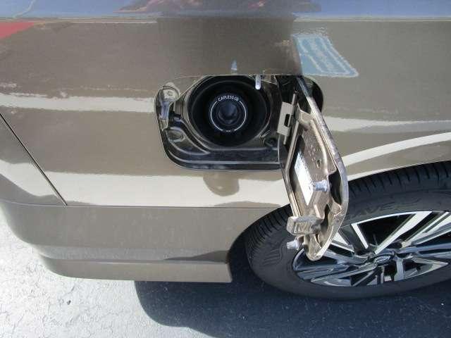 セレナ 1.4 e-4ORCE ハイウェイスターV 4WD 12.3インチ日産コネクトナビ・後席モニター レーンキープアシスト LED アラウンドモニター フルオートエアコン ETC 4WD 両側パワースライドドア インテリジェントクルーズ 踏み間違い衝突防止(40枚目)