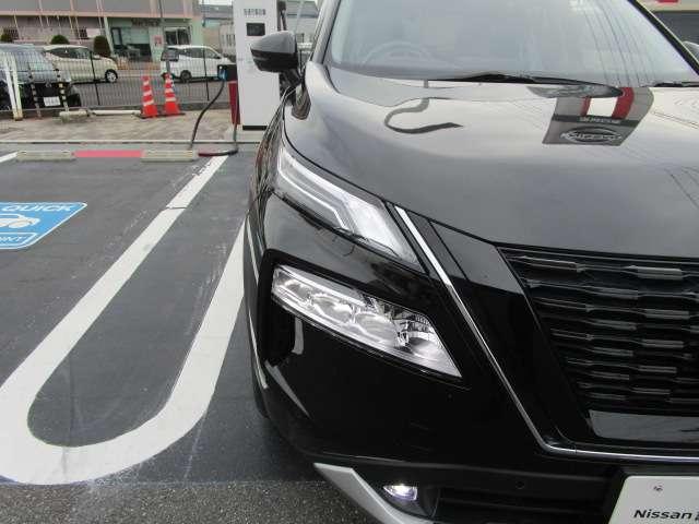 エクストレイル １．５　Ｇ　ｅ－４ＯＲＣＥ　４ＷＤ　１２．３インチコネクトナビ・アラウンドビュー　１オーナー　パークアシスト　ＬＥＤヘッドランプ　ナビＴＶ　スマートキー　レーダークルーズ　ＬＫＡ　キーフリー　ＥＴＣ　４ＷＤ　アルミホイール　メモリーナビ　記録簿　ドライブレコーダー　バックカメラ（19枚目）