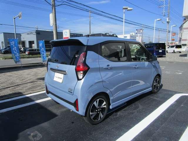 デイズ ６６０　ハイウェイスターＧターボ　プロパイロット　エディション　日産純正メモリーナビ・アラウンドビューモ　アルミ　イモビ　エアバック　ＥＴＣ車載器　ＬＥＤヘッドライト　レーダークルーズ　インテリジェントキー　禁煙車　レーンアシスト　キーレス　ドライブレコーダー　サイドカメラ　アイドリングストップ　エアコン（4枚目）