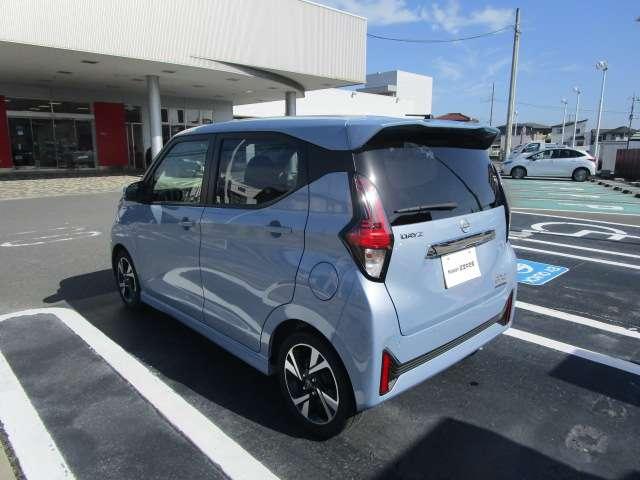 デイズ ６６０　ハイウェイスターＧターボ　プロパイロット　エディション　日産純正メモリーナビ・アラウンドビューモ　アルミ　イモビ　エアバック　ＥＴＣ車載器　ＬＥＤヘッドライト　レーダークルーズ　インテリジェントキー　禁煙車　レーンアシスト　キーレス　ドライブレコーダー　サイドカメラ　アイドリングストップ　エアコン（6枚目）