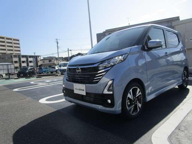 デイズ ６６０　ハイウェイスターＧターボ　プロパイロット　エディション　日産純正メモリーナビ・アラウンドビューモ　アルミ　イモビ　エアバック　ＥＴＣ車載器　ＬＥＤヘッドライト　レーダークルーズ　インテリジェントキー　禁煙車　レーンアシスト　キーレス　ドライブレコーダー　サイドカメラ　アイドリングストップ　エアコン（44枚目）
