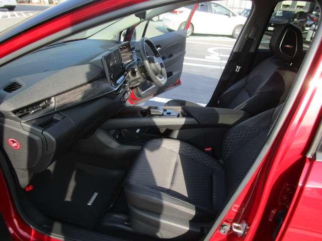 オーラ 1.2 G 日産コネクトナビ・プロパイロット 自動(被害軽減)ブレーキ 試乗車アップ LED LKA サイドカメラ ETC カーテンエアバッグ イモビライザー アルミホイール 禁煙 インテリジェントキー パワーウィンドウ ワンオーナー ナビTV(14枚目)