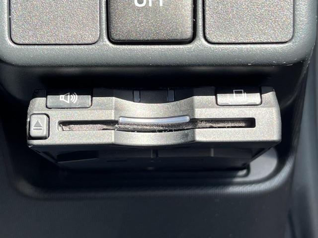 アクア S SDナビ バックカメラ スマートキー ETC オートライト オートエアコン Bluetooth CD DVD再生 フルセグ(6枚目)