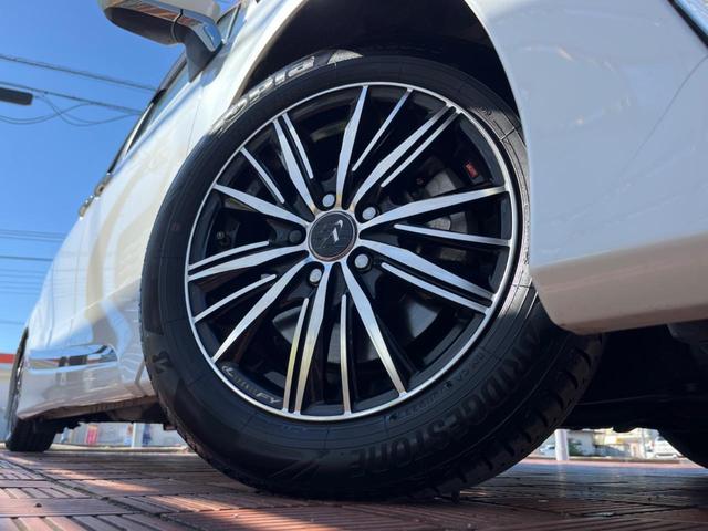 シエンタ G クエロ モデリスタフルエアロ 両側電動ドア SDナビ バックカメラ 衝突被害軽減システム ドラレコ コーナーセンサー スマートキー LEDヘッド ビルトインETC オートハイビーム オートライト(16枚目)