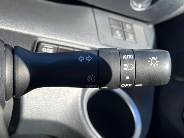 シエンタ G クエロ モデリスタフルエアロ 両側電動ドア SDナビ バックカメラ 衝突被害軽減システム ドラレコ コーナーセンサー スマートキー LEDヘッド ビルトインETC オートハイビーム オートライト(29枚目)