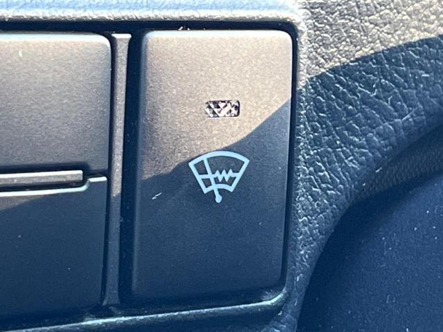 シエンタ G クエロ モデリスタフルエアロ 両側電動ドア SDナビ バックカメラ 衝突被害軽減システム ドラレコ コーナーセンサー スマートキー LEDヘッド ビルトインETC オートハイビーム オートライト(33枚目)