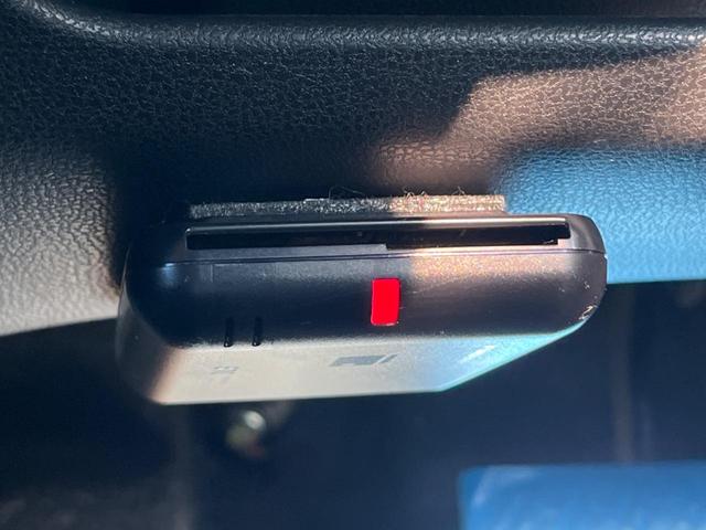 ノート X SDナビ バックカメラ 衝突被害軽減システム スマートキー LEDヘッド ETC 車線逸脱警報 オートライト オートエアコン Bluetooth CD フルセグ(6枚目)