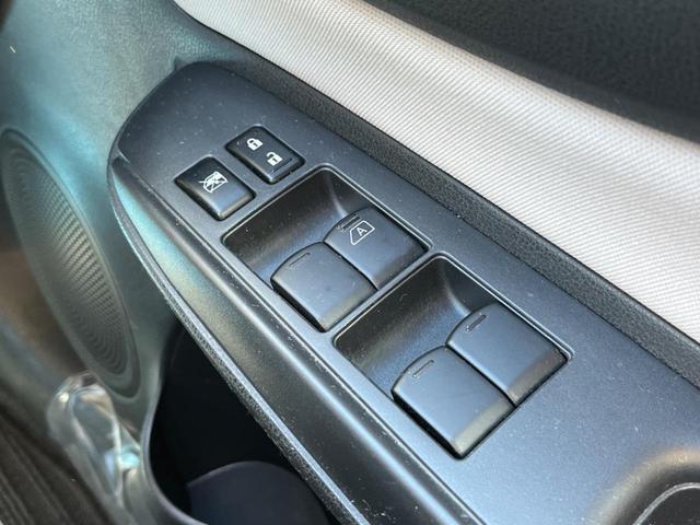 ノート X SDナビ バックカメラ 衝突被害軽減システム スマートキー LEDヘッド ETC 車線逸脱警報 オートライト オートエアコン Bluetooth CD フルセグ(30枚目)