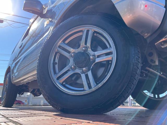 ジムニー ランドベンチャー　４ＷＤ　ＳＤナビ　シートヒーター　ＥＴＣ　純正１６インチアルミ　Ｂｌｕｅｔｏｏｔｈ　フルセグ（13枚目）