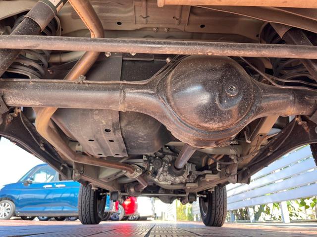 ジムニー ランドベンチャー　４ＷＤ　ＳＤナビ　シートヒーター　ＥＴＣ　純正１６インチアルミ　Ｂｌｕｅｔｏｏｔｈ　フルセグ（18枚目）