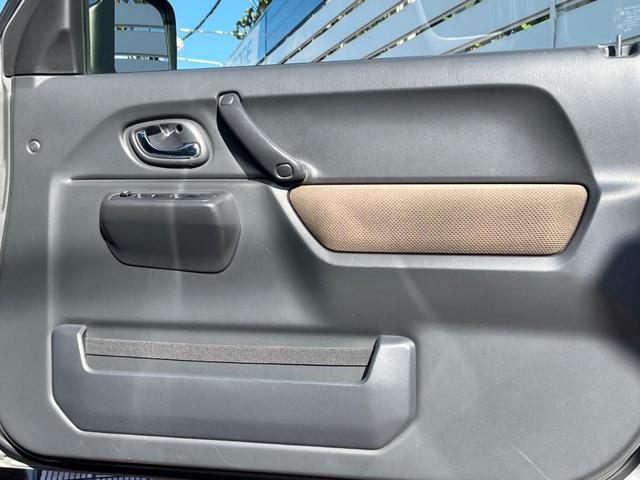 ジムニー ランドベンチャー　４ＷＤ　ＳＤナビ　シートヒーター　ＥＴＣ　純正１６インチアルミ　Ｂｌｕｅｔｏｏｔｈ　フルセグ（25枚目）