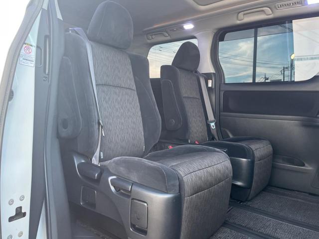 アルファード 240S サンルーフ 両側電動ドア 純正ナビ バックカメラ ドラレコ コーナーセンサー スマートキー HIDヘッド ビルトインETC 車線逸脱警報 オートライト デュアルエアコン 純正18インチアルミ(8枚目)