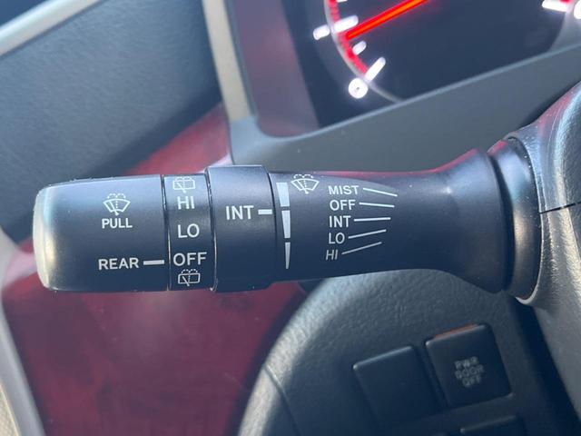 アルファード 240S サンルーフ 両側電動ドア 純正ナビ バックカメラ ドラレコ コーナーセンサー スマートキー HIDヘッド ビルトインETC 車線逸脱警報 オートライト デュアルエアコン 純正18インチアルミ(22枚目)