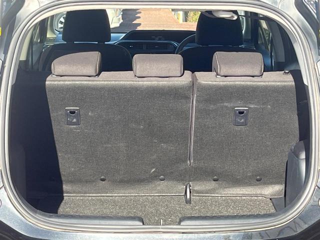 アクア Ｓスタイルブラック　衝突被害軽減システム　コーナーセンサー　スマートキー　ＬＥＤヘッド　ビルトインＥＴＣ　車線逸脱警報　オートライト　オートエアコン　ＣＤ（10枚目）