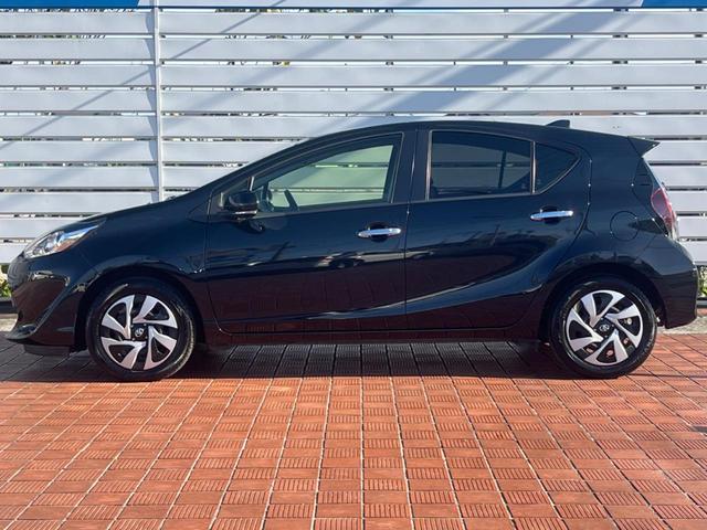 アクア Ｓスタイルブラック　衝突被害軽減システム　コーナーセンサー　スマートキー　ＬＥＤヘッド　ビルトインＥＴＣ　車線逸脱警報　オートライト　オートエアコン　ＣＤ（47枚目）