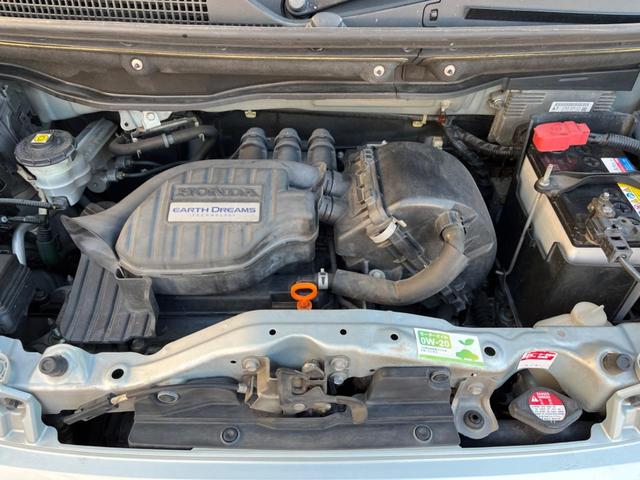 N-BOX G・Lパッケージ 両側電動ドア 純正HDDナビ バックカメラ 禁煙車 スマートキー HIDヘッド オートライト オートエアコン Bluetooth CD DVD再生 フルセグ(18枚目)