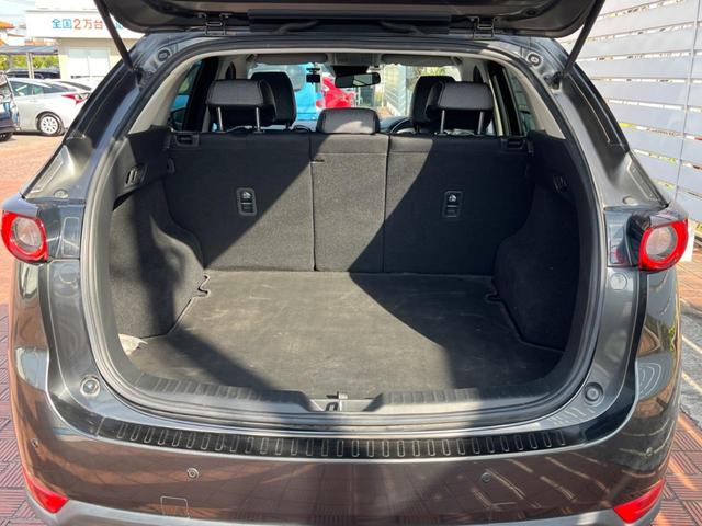 ＣＸ－５ ２５Ｓ　プロアクティブ　４ＷＤ　バックカメラ　ＢＯＳＥサウンド　衝突被害軽減システム　レーダークルーズ　ハーフレザーシート　ドラレコ　コーナーセンサー　スマートキー　ＬＥＤヘッド　ビルトインＥＴＣ　純正１９インチアルミ（11枚目）