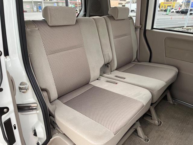 エブリイワゴン ＰＺターボスペシャル　両側電動ドア　ＨＤＤナビ　バックカメラ　１００Ｖ電源　禁煙車　ドラレコ　ＨＩＤヘッド　ＥＴＣ　純正１４インチアルミ　オートエアコン　Ｂｌｕｅｔｏｏｔｈ　ＣＤ　ＤＶＤ再生　フルセグ（9枚目）