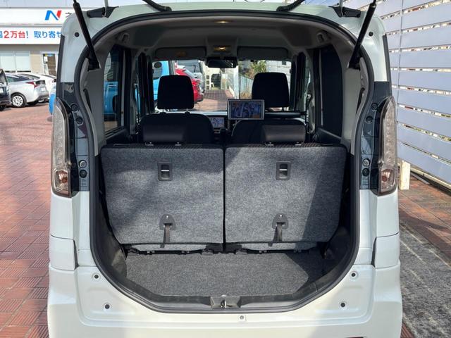 スペーシアカスタムZ ベースグレード 両側電動ドア 衝突被害軽減システム シートヒーター スマートキー HIDヘッド ETC 純正14インチアルミ 車線逸脱警報 オートライト オートエアコン Bluetooth CD DVD再生(11枚目)