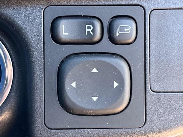 アクア Ｇ　純正ＳＤナビ　バックカメラ　衝突被害軽減システム　禁煙車　コーナーセンサー　スマートキー　ＬＥＤヘッド　ビルトインＥＴＣ　クルコン　オートハイビーム　車線逸脱警報　オートライト　オートエアコン（36枚目）