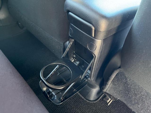 アクア Ｇ　純正ＳＤナビ　バックカメラ　衝突被害軽減システム　禁煙車　コーナーセンサー　スマートキー　ＬＥＤヘッド　ビルトインＥＴＣ　クルコン　オートハイビーム　車線逸脱警報　オートライト　オートエアコン（43枚目）