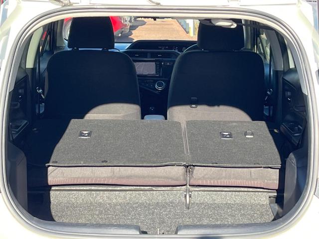 アクア Ｇ　純正ＳＤナビ　バックカメラ　衝突被害軽減システム　禁煙車　コーナーセンサー　スマートキー　ＬＥＤヘッド　ビルトインＥＴＣ　クルコン　オートハイビーム　車線逸脱警報　オートライト　オートエアコン（51枚目）