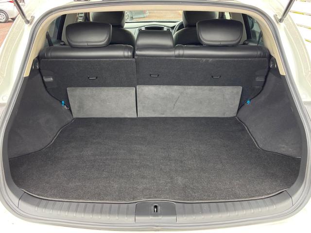 スカイラインクロスオーバー 370GT サイド・バックカメラ BOSEサウンド 衝突被害軽減システム ハーフレザーシート ドラレコ スマートキー HIDヘッド ビルトインETC オートライト デュアルエアコン CD フルセグ(10枚目)