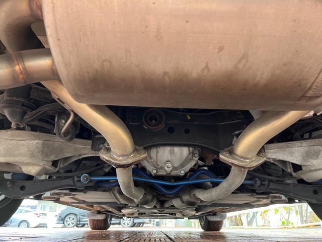 スカイラインクロスオーバー 370GT サイド・バックカメラ BOSEサウンド 衝突被害軽減システム ハーフレザーシート ドラレコ スマートキー HIDヘッド ビルトインETC オートライト デュアルエアコン CD フルセグ(19枚目)