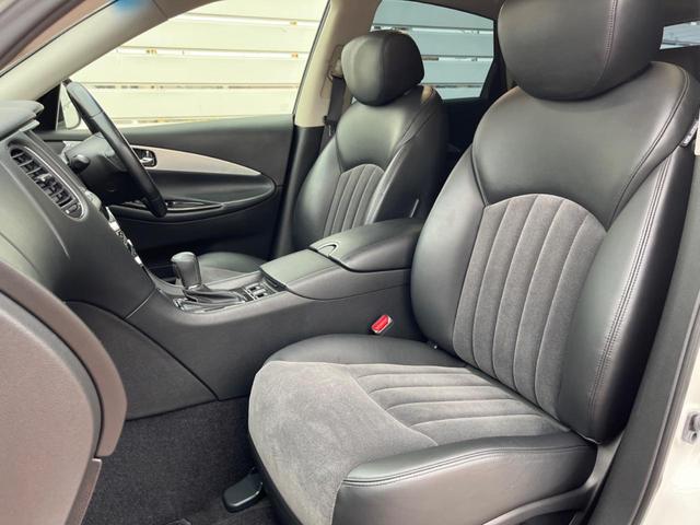 スカイラインクロスオーバー 370GT サイド・バックカメラ BOSEサウンド 衝突被害軽減システム ハーフレザーシート ドラレコ スマートキー HIDヘッド ビルトインETC オートライト デュアルエアコン CD フルセグ(39枚目)