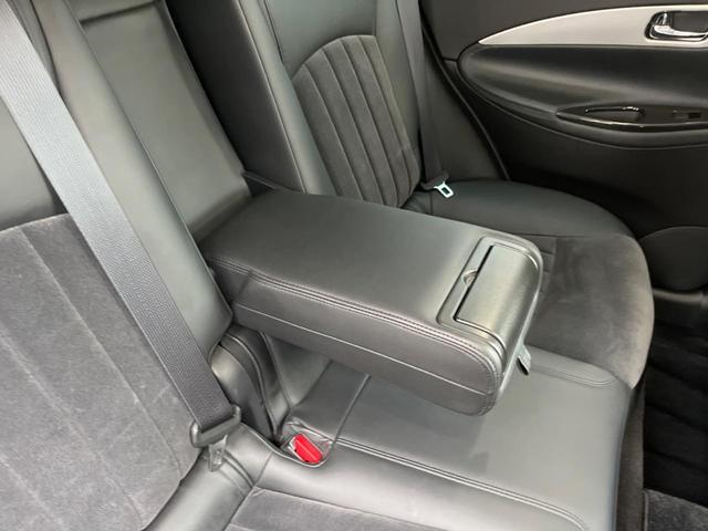 スカイラインクロスオーバー 370GT サイド・バックカメラ BOSEサウンド 衝突被害軽減システム ハーフレザーシート ドラレコ スマートキー HIDヘッド ビルトインETC オートライト デュアルエアコン CD フルセグ(42枚目)