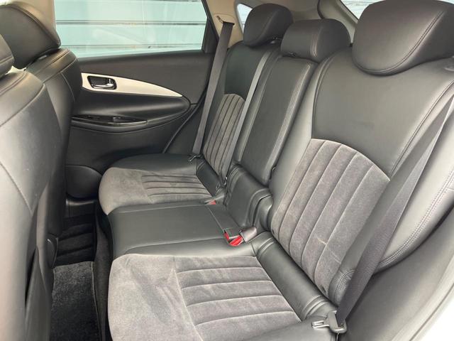 スカイラインクロスオーバー 370GT サイド・バックカメラ BOSEサウンド 衝突被害軽減システム ハーフレザーシート ドラレコ スマートキー HIDヘッド ビルトインETC オートライト デュアルエアコン CD フルセグ(45枚目)