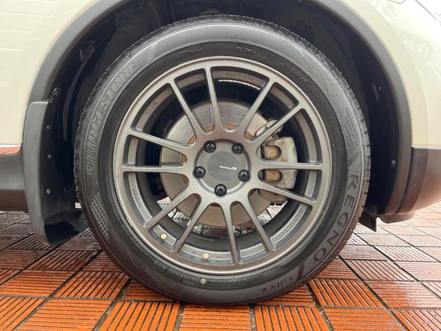 スカイラインクロスオーバー 370GT サイド・バックカメラ BOSEサウンド 衝突被害軽減システム ハーフレザーシート ドラレコ スマートキー HIDヘッド ビルトインETC オートライト デュアルエアコン CD フルセグ(55枚目)