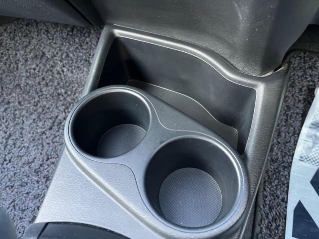 アクア Ｓ　純正ＳＤナビ　バックカメラ　禁煙車　スマートキー　ビルトインＥＴＣ　純正１５インチアルミ　オートライト　オートエアコン　Ｂｌｕｅｔｏｏｔｈ　ＣＤ　ＤＶＤ再生　フルセグ（32枚目）