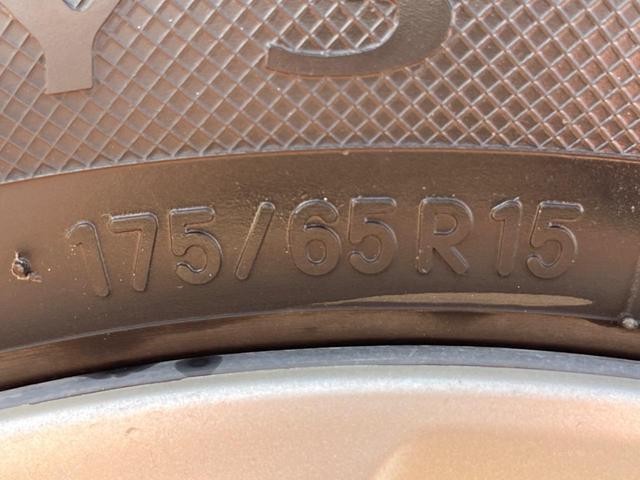 アクア Ｓ　純正ＳＤナビ　バックカメラ　禁煙車　スマートキー　ビルトインＥＴＣ　純正１５インチアルミ　オートライト　オートエアコン　Ｂｌｕｅｔｏｏｔｈ　ＣＤ　ＤＶＤ再生　フルセグ（45枚目）