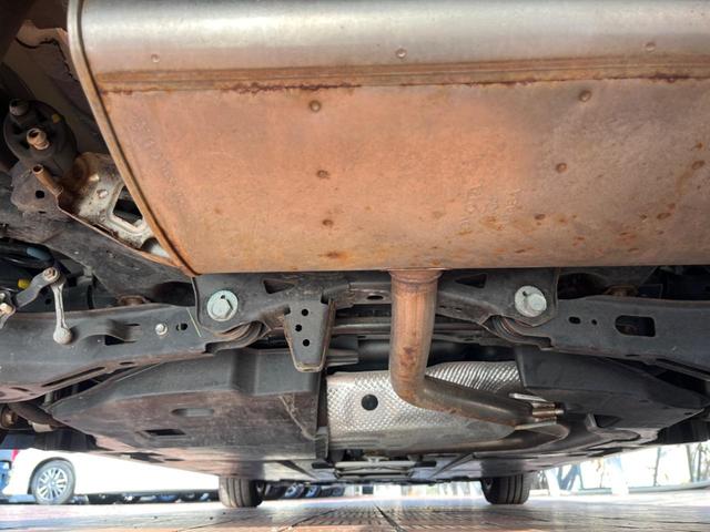 プリウス Sセーフティプラス 純正SDナビ バックカメラ 衝突被害軽減システム レーダークルーズ 禁煙車 コーナーセンサー スマートキー LEDヘッド ビルトインETC 純正15インチアルミ オートハイビーム パークアシスト(20枚目)