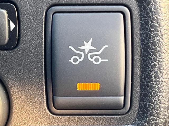 ノート X DIG-S Vセレクション+セーフティ SDナビ エマージェンシーブレーキ 禁煙車 スマートキー ETC 純正14インチアルミ 車線逸脱警報 オートライト オートエアコン CD フルセグ 横滑り防止装置 アイドリングストップ(4枚目)