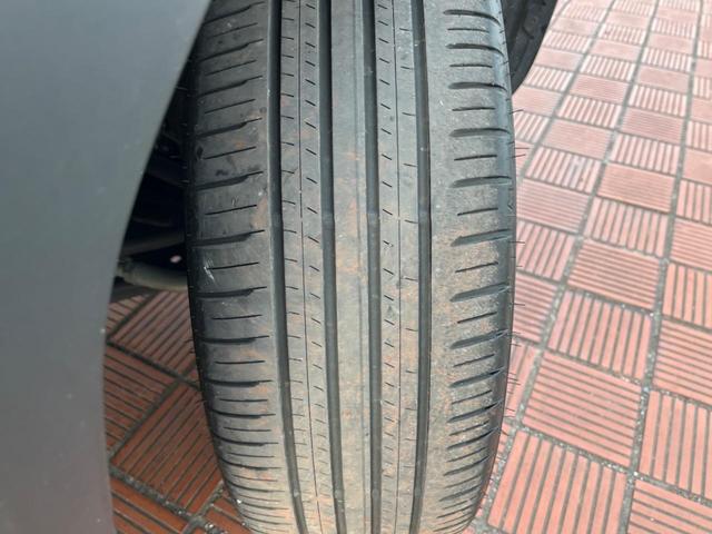 ヤリスクロス ハイブリッドＺ　全周囲カメラ　禁煙車　ハーフレザーシート　パワーシート　ドラレコ　スマートキー　ＬＥＤヘッド　ビルトインＥＴＣ　純正１８インチアルミ　オートハイビーム　車線逸脱警報　オートライト　オートエアコン（48枚目）