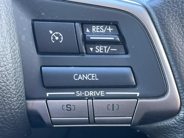 インプレッサスポーツ ２．０ｉ－Ｓ　エアロ　ＳＤナビ　バックカメラ　衝突被害軽減システム　禁煙車　レザーシート　スマートキー　ＨＩＤヘッド　ＥＴＣ　クルコン　純正１７インチアルミ　オートライト　オートエアコン　Ｂｌｕｅｔｏｏｔｈ　ＣＤ（4枚目）